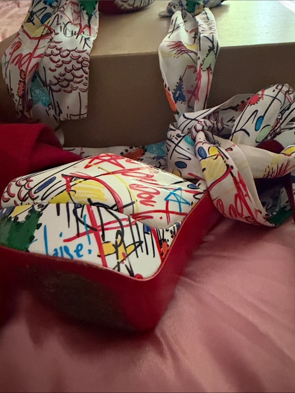 Christian Louboutin White Graffiti Print Wedge Sandals and clutch bag - Picture 6 of 9